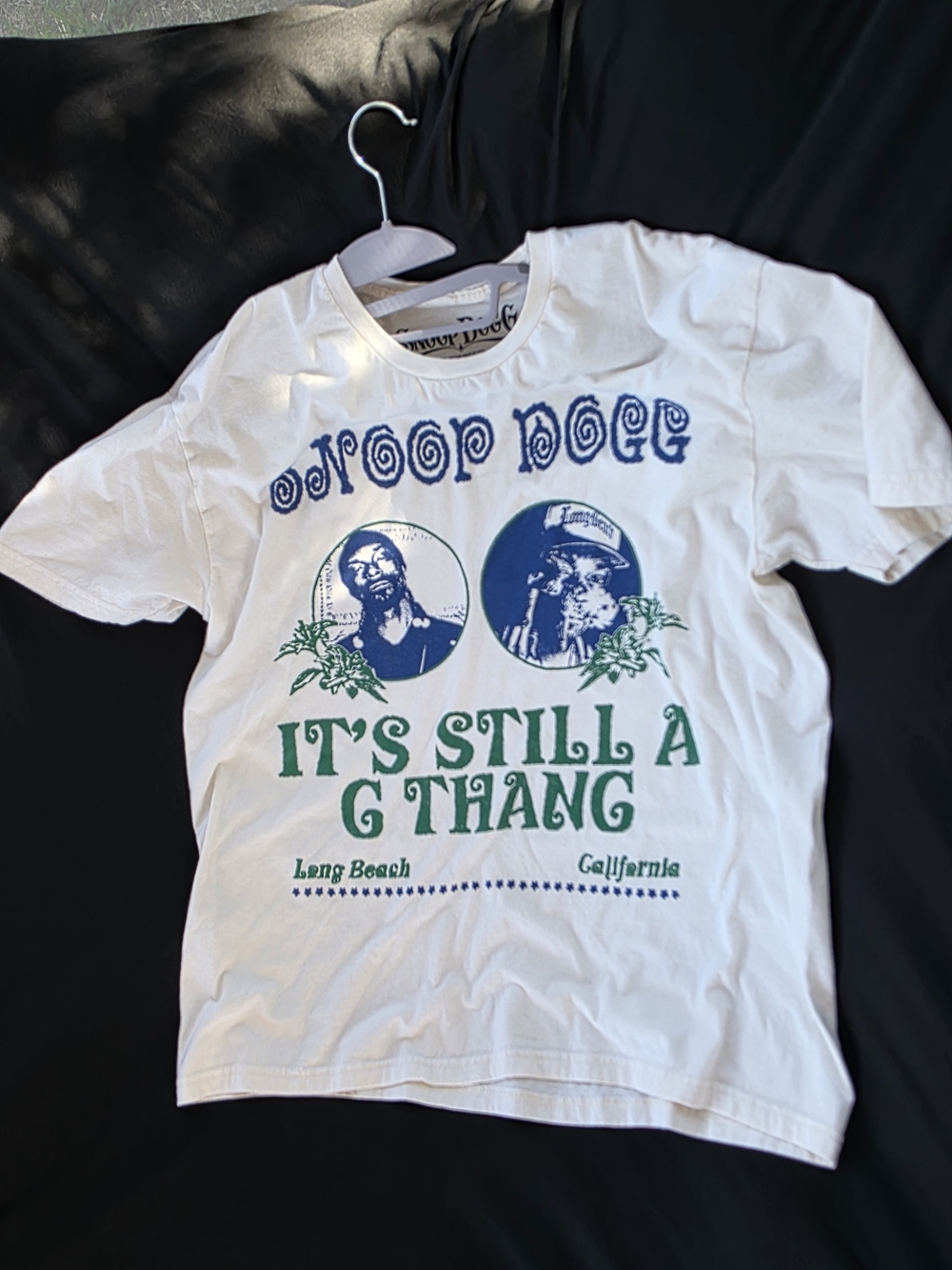 Snoop DOG White Graphic Short-Sleeve Tee with Blue & Green Artwork